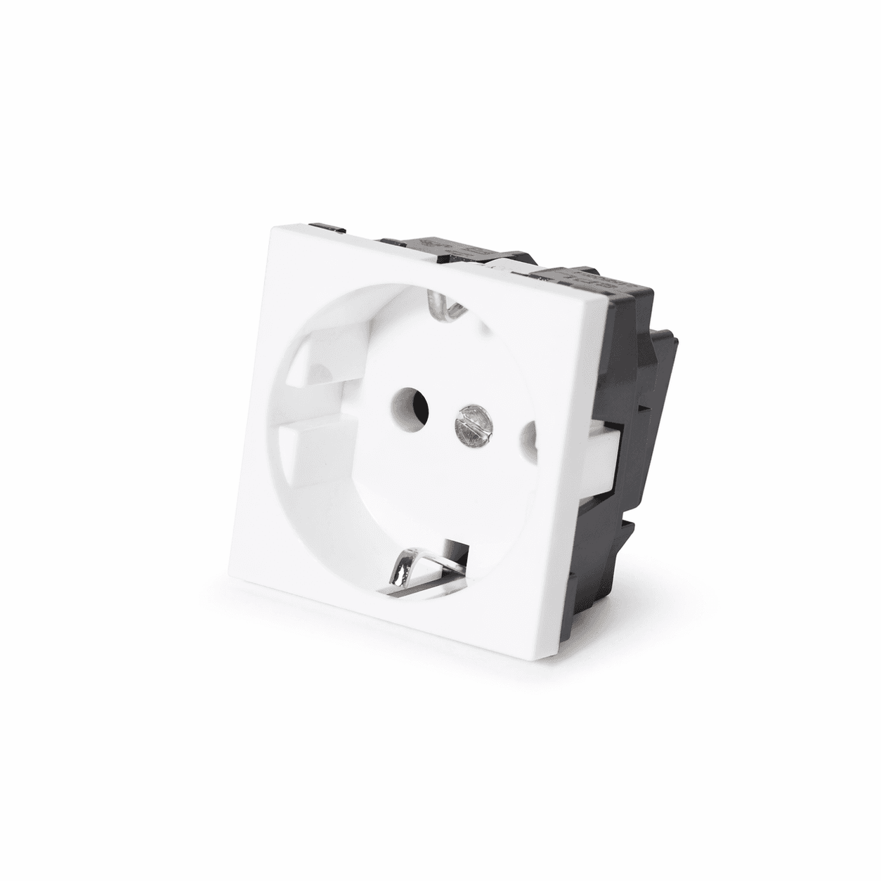200001 Розетка электрическая 2К+З (белый)