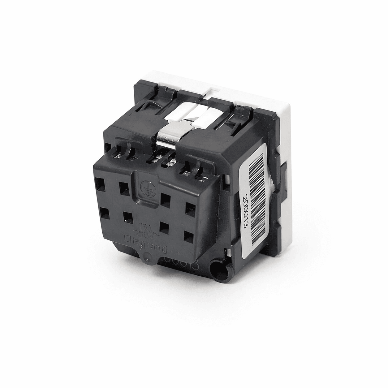 200017 Розетка электрическая 2К+З, с защитными шторками (белый)